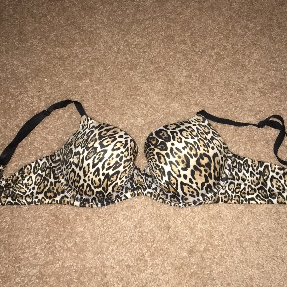 VS Fabulous lined leopard bra
